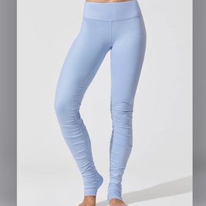 NWT Alo Yoga idol legging